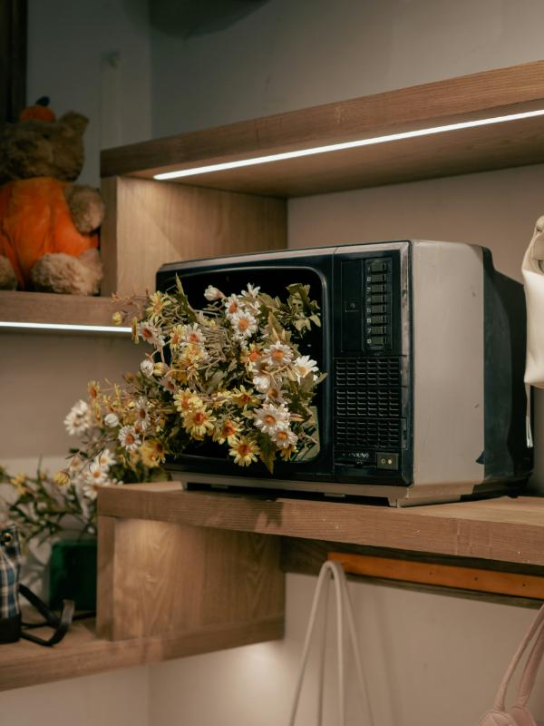 retro television with flowers artistic vintage décor